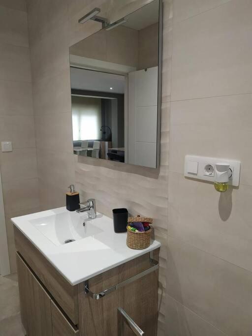 Apartamentos Camino A Ribeira Quiroga المظهر الخارجي الصورة
